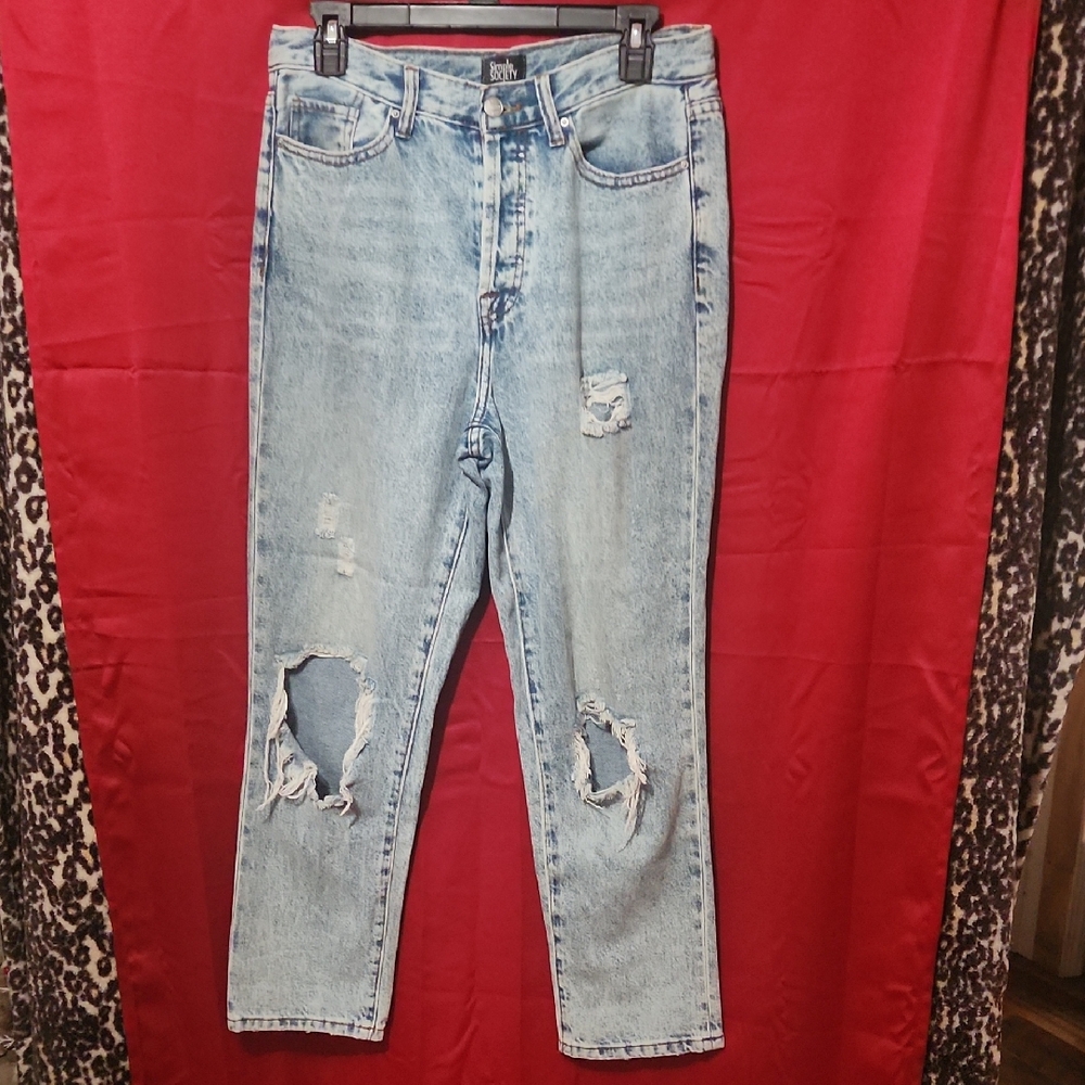 Trendy Light Blue Distressed Straight Leg Jeans